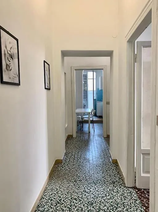 Apartment In The Center Of Milan / P.Ta Venezia